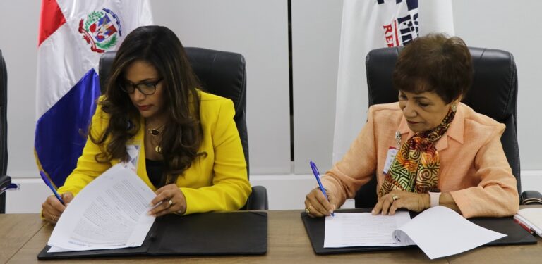 La UAF y Abancord firman acuerdo de cooperación interinstitucional