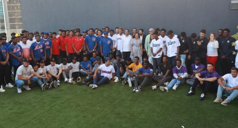 MLB y BHD ofrecen bienvenida a nuevos prospectos firmados por las academias