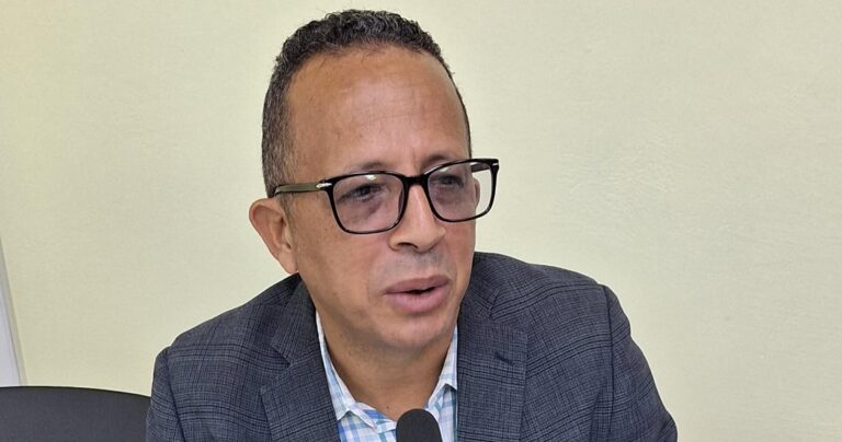 Sí el voto es obligatorio deja de ser un derecho, advierte Pablo Vicente