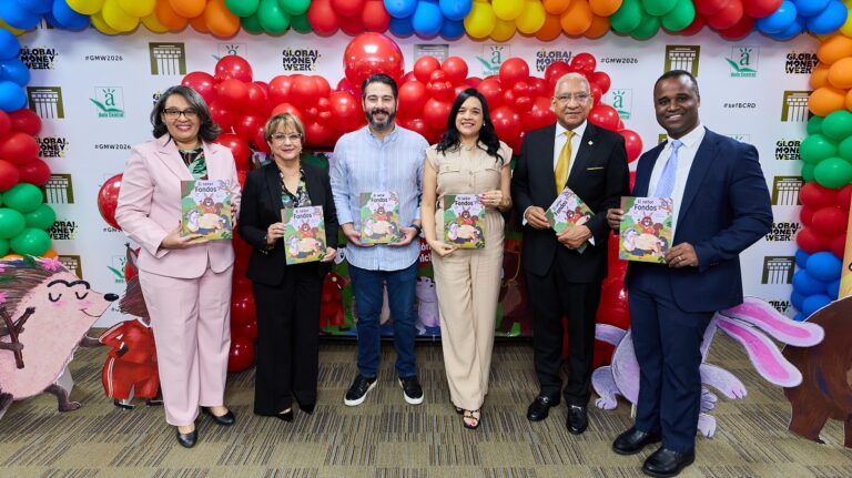 AFP Crecer presenta el cómic “El Señor Fondos”, segunda edición de su iniciativa educativa sobre pensiones