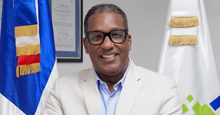 Doctor Agustín Burgos agradece los avances de la presa de Guagüí