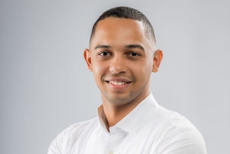 El Locutor Junior Caba fue reconocido en la 6ta edición de la cadena alberto díaz multimedios Radio, TV y Prensa Escrita