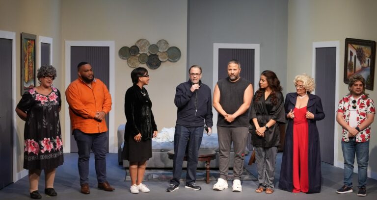 La Quinta Temporada de Teatro Banreservas cierra a sala llena con “Mis tres suegras” y “Para subir al cielo”
