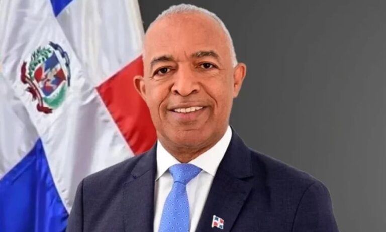 Cónsul José Santana valora medida del presidente Abinader sobre centralización de ingresos consulares; destaca compromiso con la transparencia