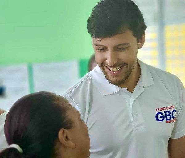 Raymond Rodríguez y Fundación GBC realizan operativo médico integral en Arroyo Hondo