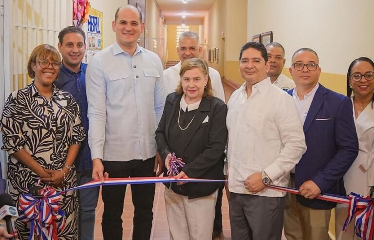 INABIE pone en servicio módulo de salud bucal en La Vega para beneficiar a más de mil estudiantes