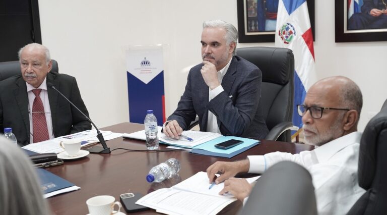 Ministerio de Educación avanza hacia la quinta etapa de Evaluación de Desempeño Docente con  77 % de avance en fase previa