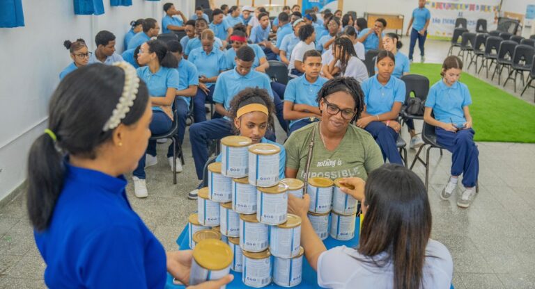 En el marco del Día Mundial de la Salud, el INABIE resalta su compromiso con salud de alrededor de 2 millones de estudiantes