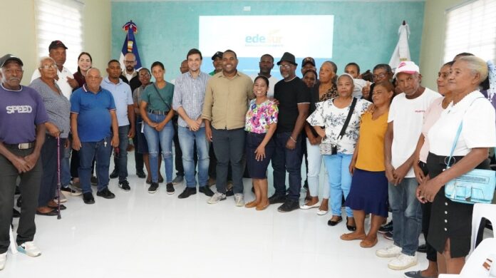 Presentación proyectos en alcaldia Neiba, Bahoruco 15 33