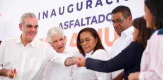 Presidente Abinader inaugura puente sobre río Penitente en Boca de Cachón uniendo comunidades históricamente aisladas; impacta a más de 11,750 personas