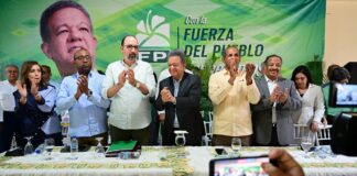Leonel Fernández encabeza asambleas provinciales en despliegue nacional de la Fuerza del Pueblo