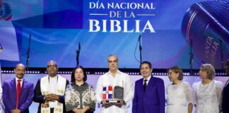 Comunidad Cristiana Nacional reconoce al presidente Abinader por su respaldo a la fe y a la Biblia durante seis años consecutivos