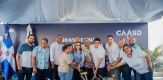 Fellito Suberví deja iniciado el saneamiento de cañada Santa Clara y red de alcantarillado sanitario, en Capotillo