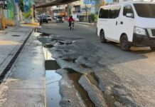 Deterioro y falta de señalización de muros en la carretera Mella generan accidentes y preocupación entre conductores