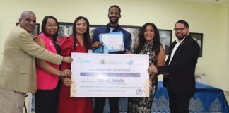 Ana Inoa y Max Figueroa ganan el primer lugar del Premio Nacional de Periodismo en Salud con el reportaje “Después de la denuncia: ¿Quién la protege?”