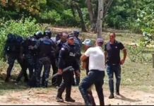 Tribunal califica de arbitraria actuación policial en Playa Encuentro y ordena liberar a detenidos