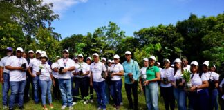 Centros Tecnológicos Comunitarios reafirman su compromiso ambiental con jornada de reforestación